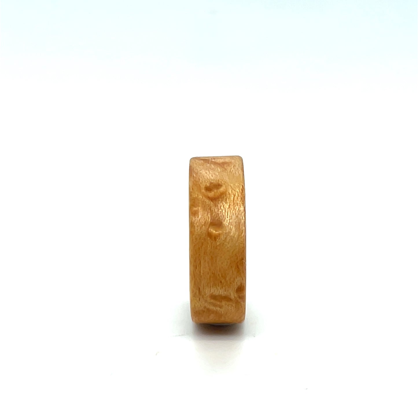 Handgefertigter Holzring Basic - Vogelaugenahorn